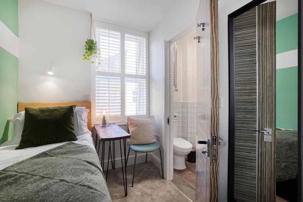 Stylish Eco Aparthotel In Folkestone Exterior foto