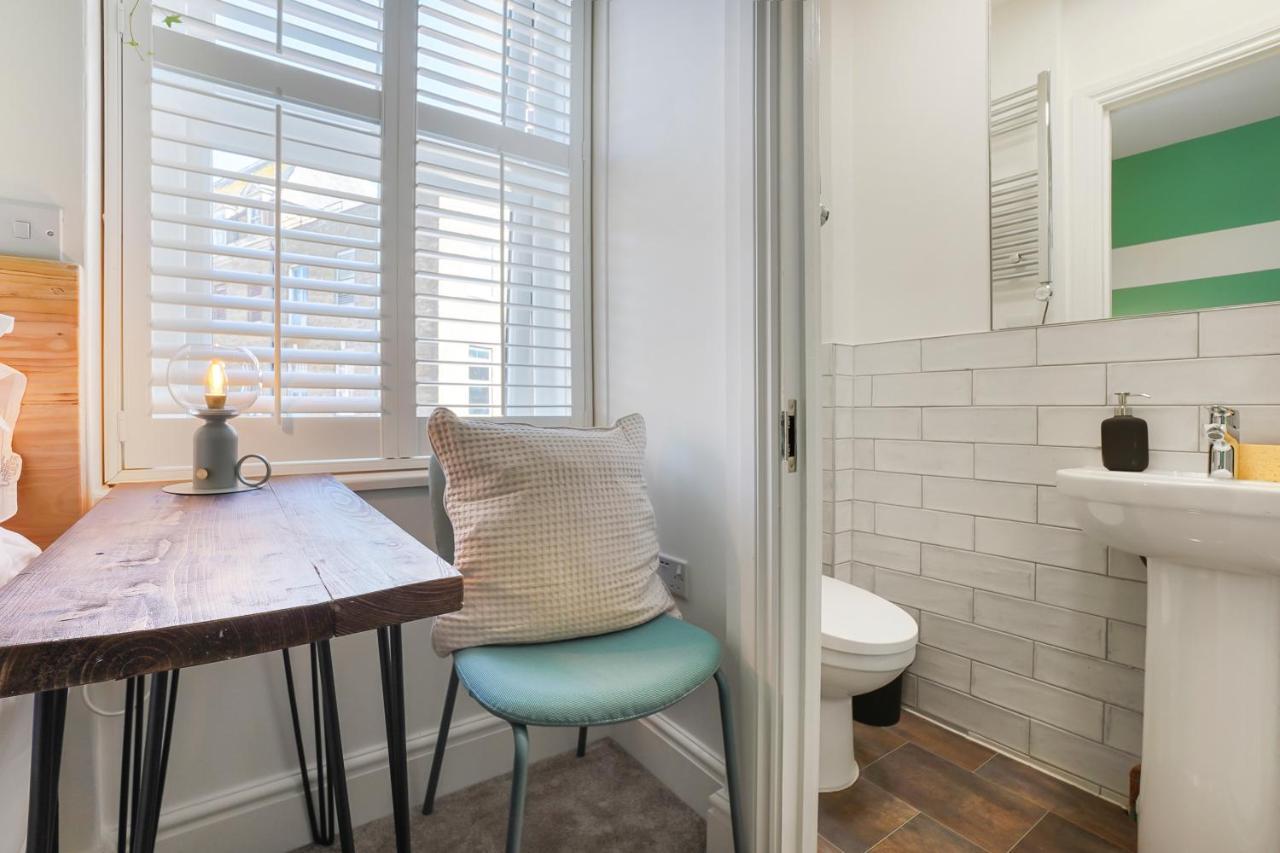 Stylish Eco Aparthotel In Folkestone Exterior foto