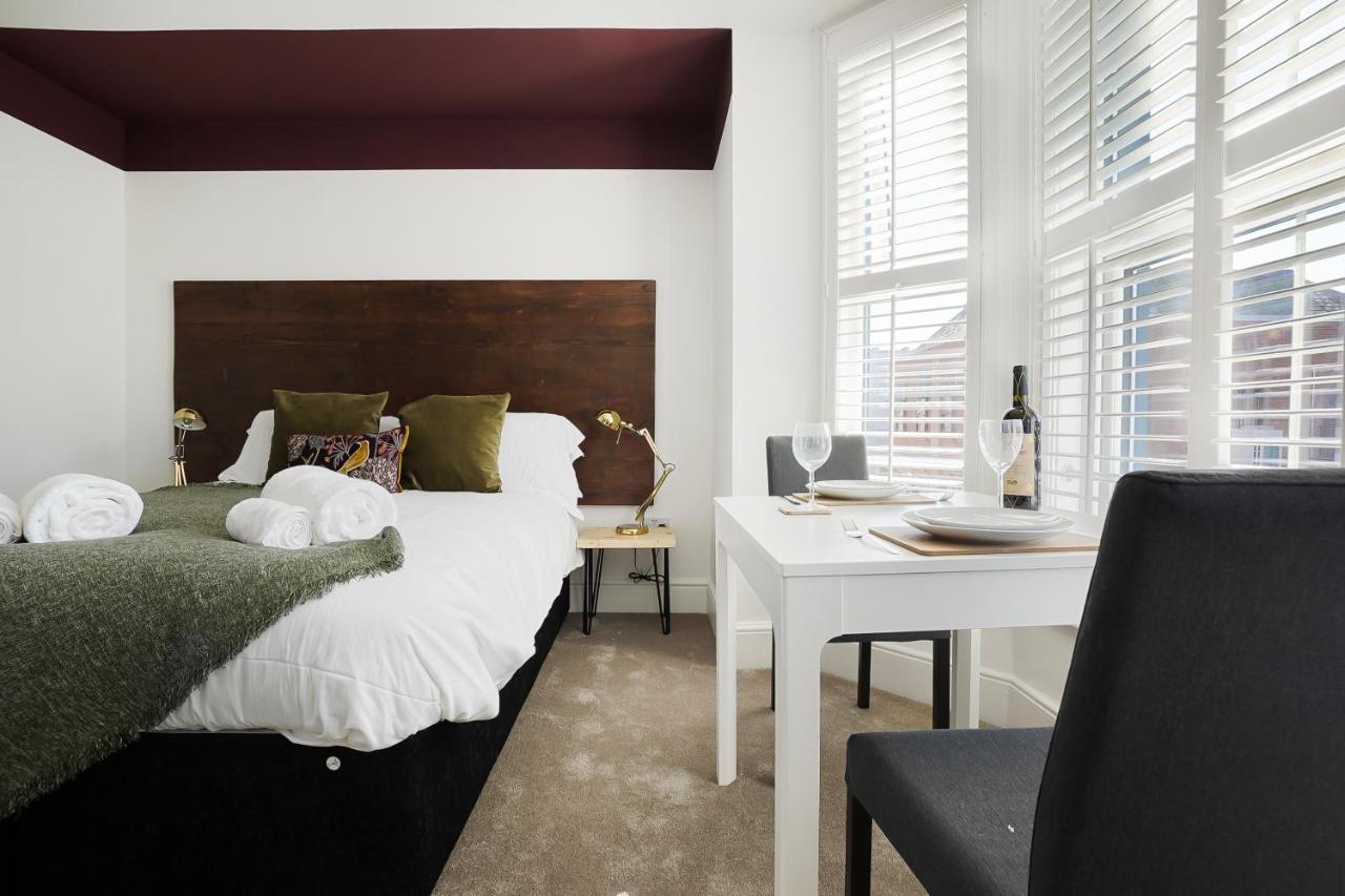 Stylish Eco Aparthotel In Folkestone Exterior foto