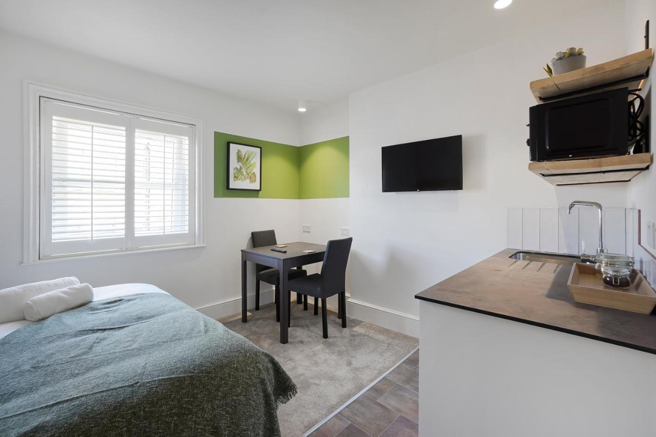 Stylish Eco Aparthotel In Folkestone Exterior foto